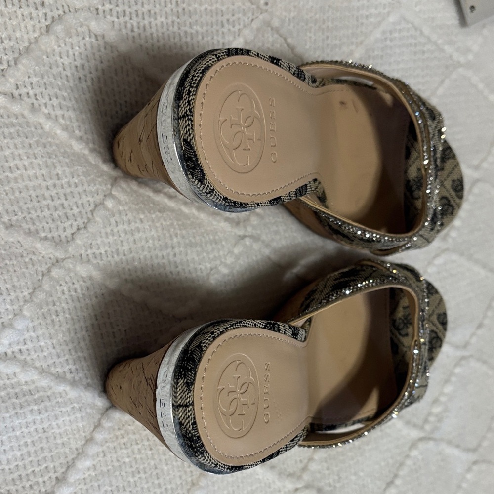 Guess Wedges - Picture 5 of 7